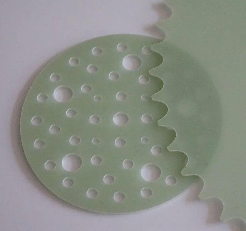 Epoxy Plate with Star Cruiser Wheel-5