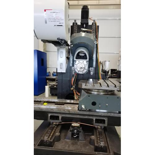 Centro de mecanizado CNC Cabeza de swing 5 ejes CNC