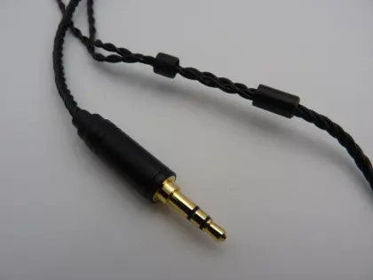 Hybrid Balanced Armature with Dynamic In-ear Earphone