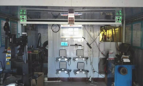 Ceiling Mounted Wheel Aligner