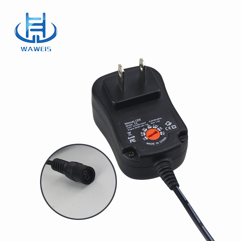 Universal power adapter with 6 dc tips