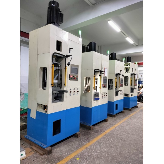 ציוד יעיל ליצירת אבקה המופעלת באמצעות סרוו