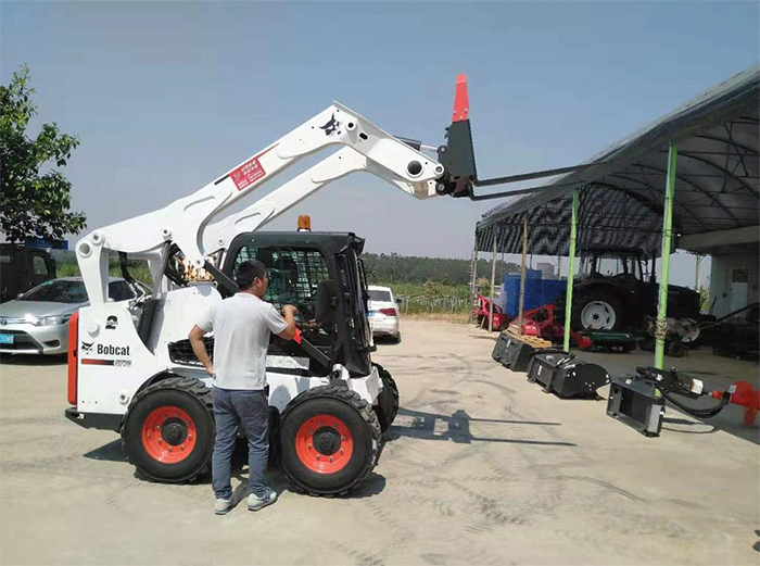 Bobcat S770 field testing