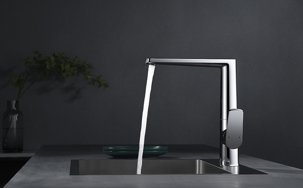chrome kitchen sink faucet
