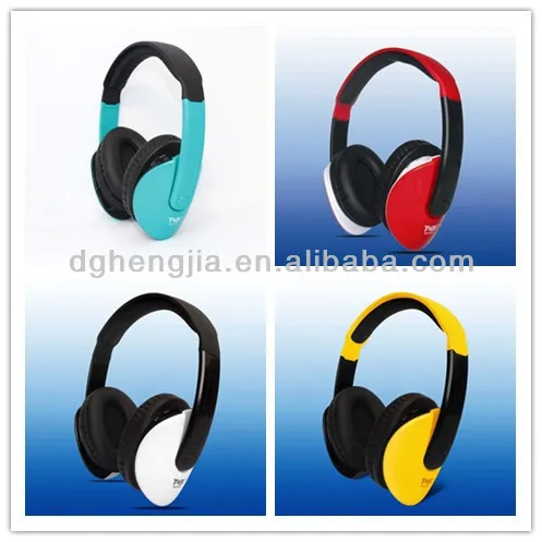 2014 Fashion colorful wireless headphone with sd card and fm radio