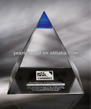 Factory price for 3d crystal pyramid (G-0290)