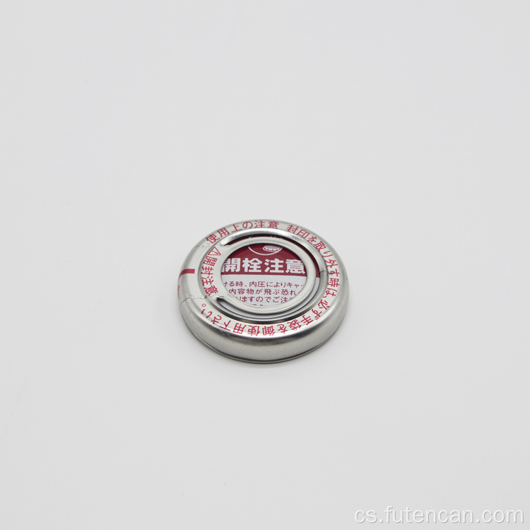 Kovová víčka na plechovku od motorového oleje