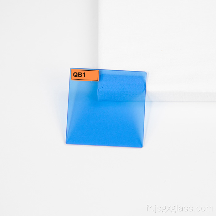 Choisissez le type d'absorption Verre optique bleu QB1