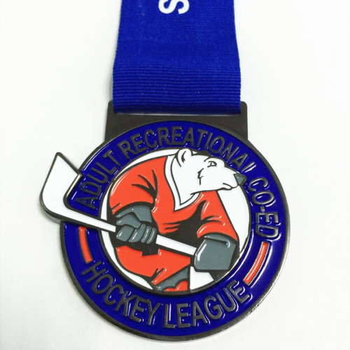 Custom soft enamel metal polar bear medal