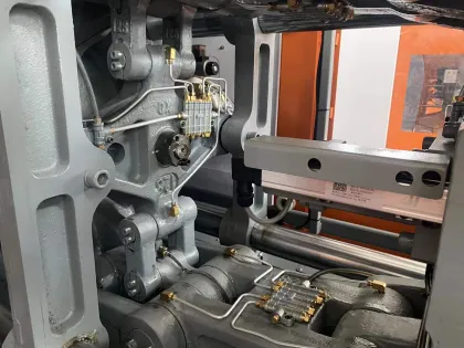 Chen Hsong JM328-MK6 328Ton Servo Lab Injection Molding Machine