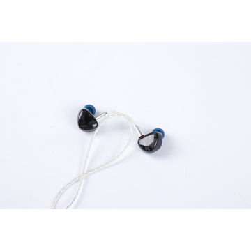 Kabelgebundene In-Ear-Ohrhörer mit hoher Wiedergabetreue