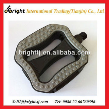 Grey non slip bicycle pedal