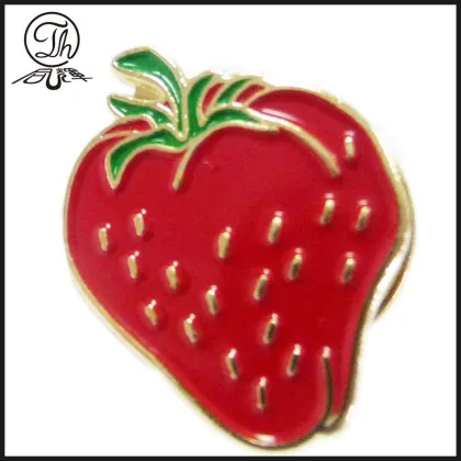 Personalized Maple Leaf metal pin badges