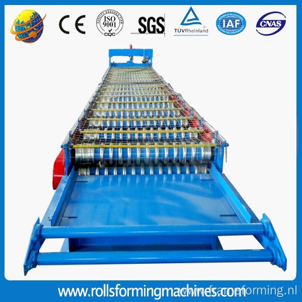 corrugated color steel roll forming machine