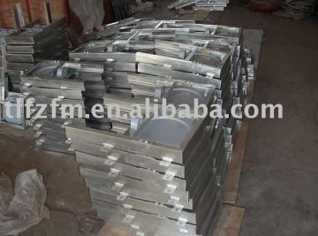 Flanged penstock