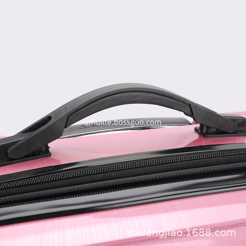 Comfortable Handle Luggage