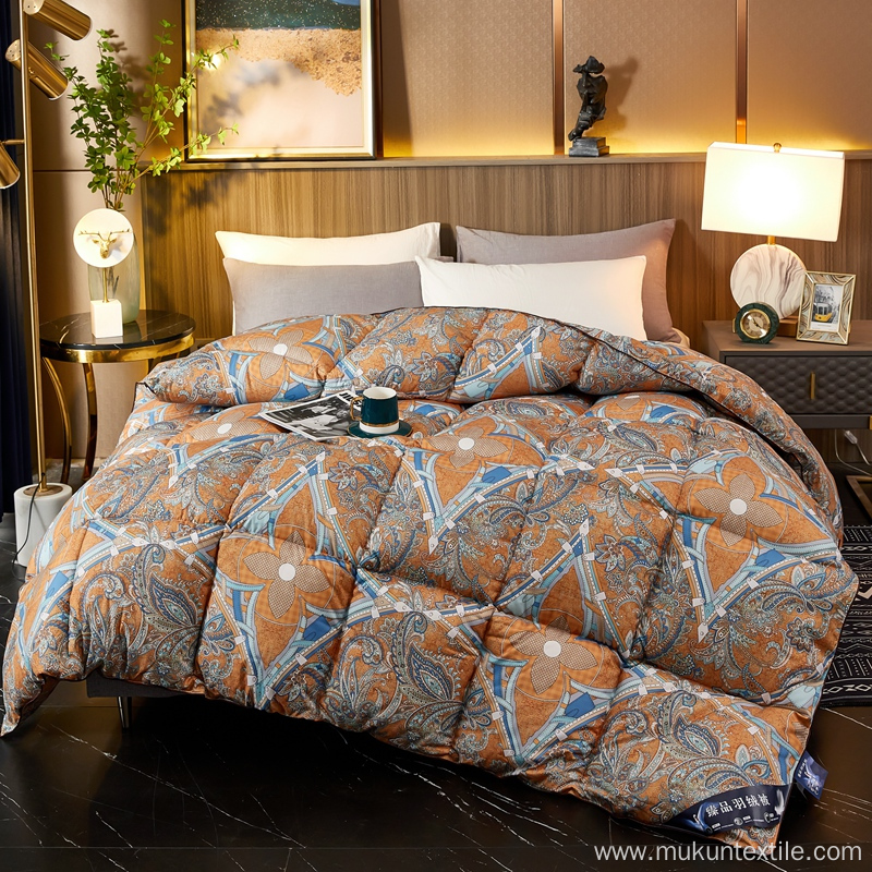 Warm Printed Alternative Quilted Comforter