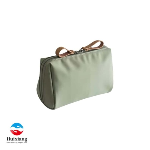 Estético y práctico: bolsa de lápiz labial coreana