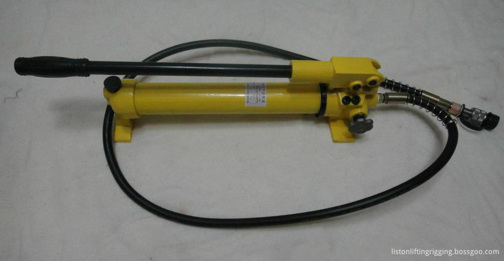 Oil hydraulic pump cylinder