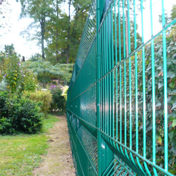 plier les panneaux de clôture en treillis métallique