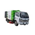 Dongfeng 5500Liters small vacuum road sweeper truck