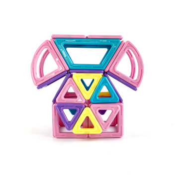 Castle Magnetic Blocks: Educational 3D DIY Toys for Children Made of Plastic Material