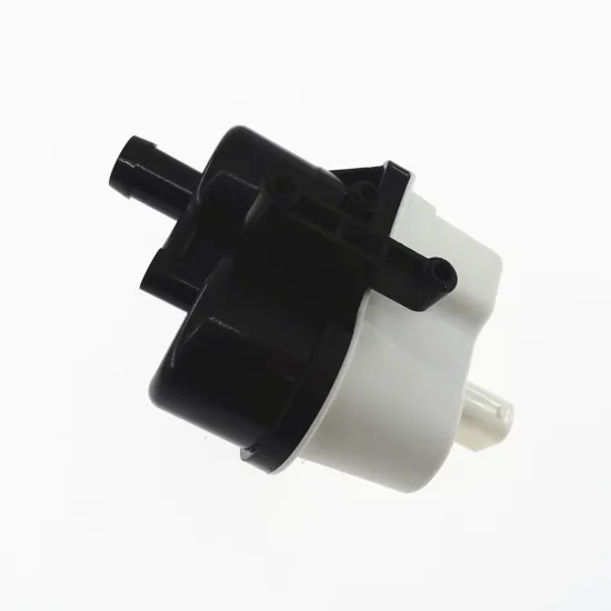 Evaporative Emission System Leak Detection Pump for Audi and VW Models: 3144025510, 7L0906243, 0261222027