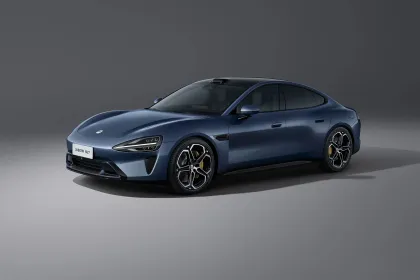 2024 Xiaomi Su 7 Electric Car Reservations and Sales