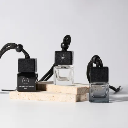 Black Car Perfume Bottle with Wooden Lid