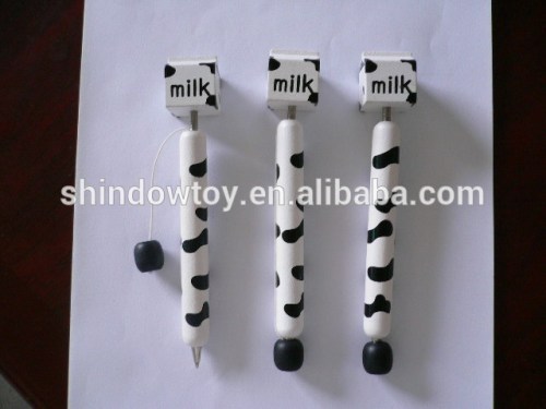 milk cow pattern wooden pen