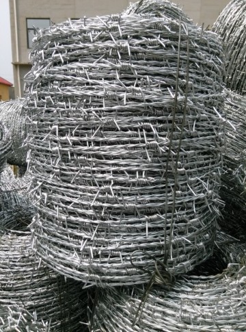 airport razor wire fencing