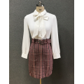 women's white slim shirt/check skirt