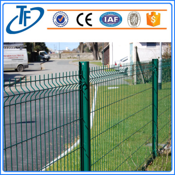 Pvc powder painted welded wire mesh fence panel