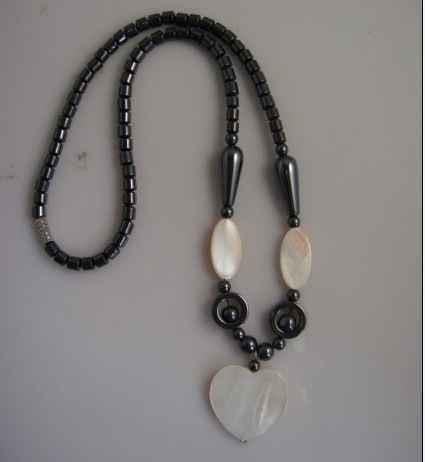 Collier de coquille de perle d&#39;hématite