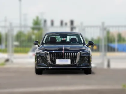 HongQi H5 2025 2.0T Auto Qixiang