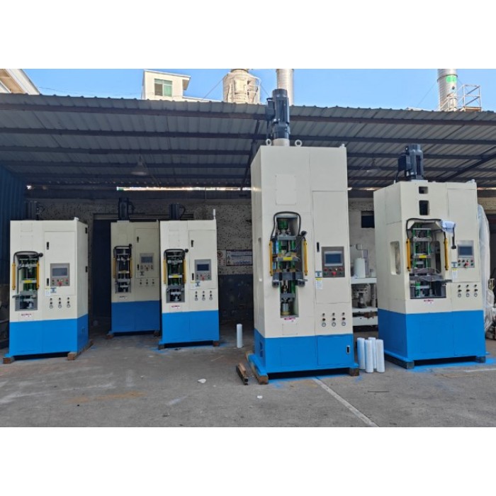 ציוד יעיל ליצירת אבקה המופעלת באמצעות סרוו