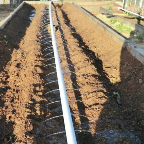 Tipos de tuberías para un sistema de riego por goteo agrícola 