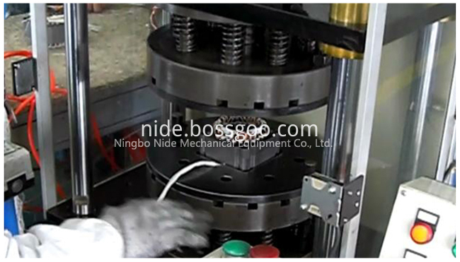 stator-coil-forming-machine102