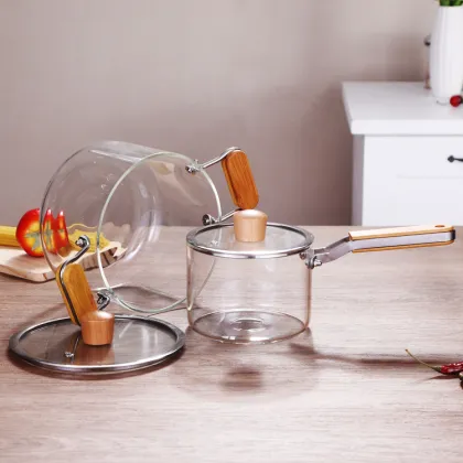 Borosilicate Glass Soup Pot with Wooden Handle