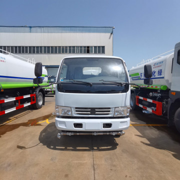 Dongfeng Duolika Small 3-5CBM Water Tank Sprinkler Truck