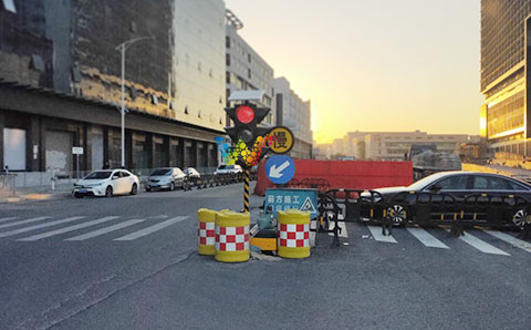 solar mobile traffic light-2 solar mobile traffic light-2