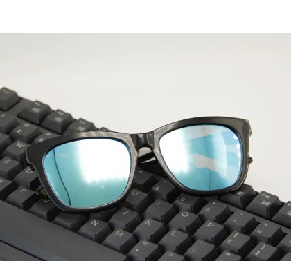 Fashion Design Order the Best Brands of Sunglasses