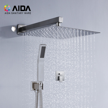 Awọn facker nickel shower ti o dara julọ ti o dara julọ