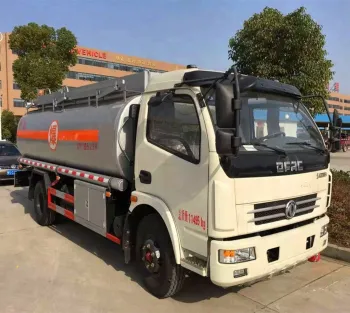 Dongfeng 4000 6000 liters capacity fuel tank truck for sale
