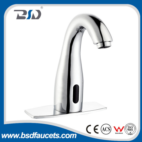 Deck mounted brass infrared electronic saving water kitchen faucet automatic stop faucet