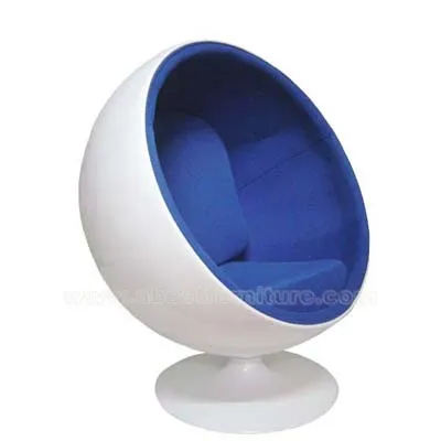Eero Aarnio Ball Chair
