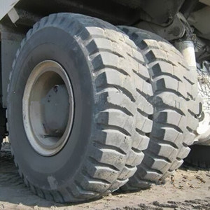 Tires for Komatsu 960e Mining Dump Truck
