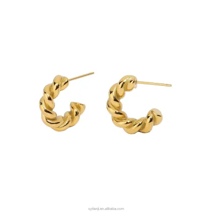2021 Trendy Gold Plated Hoop Earrings: Wholesale Collection of Celebrities' Favorite Dainty Jewelry