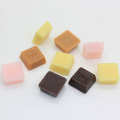 Hot koop Chocolade Snoep Vormige Kralen Liefde Geschilderde Hars Cabochon 100 stks Handgemaakte Ambachtelijke Decor Kralen Charms