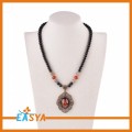 Heißer Verkauf billige Perlen Kette mit Harz Anhänger Halsketten für Frauen